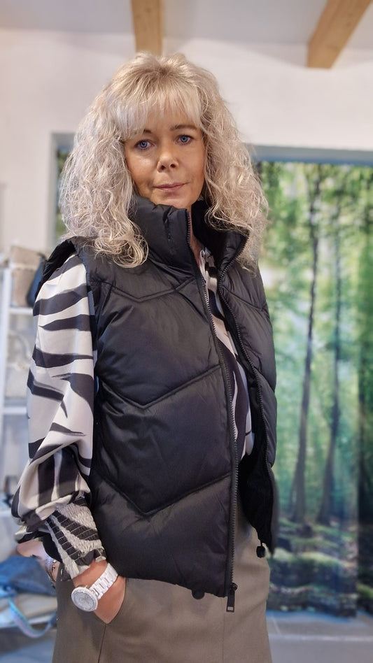 WESTE DAMEN FQSHORTY SCHWARZ MZ#00402