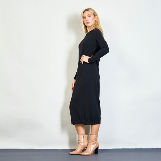 STRICKKLEID MIT RUNDHALSAUSSCHNITT SCHWARZ MZ#00303