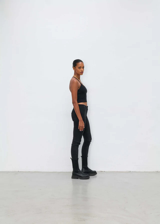 TOP SAGA FÜR DAMEN VON OUTRYGHT IN SCHWARZ MZ#00622