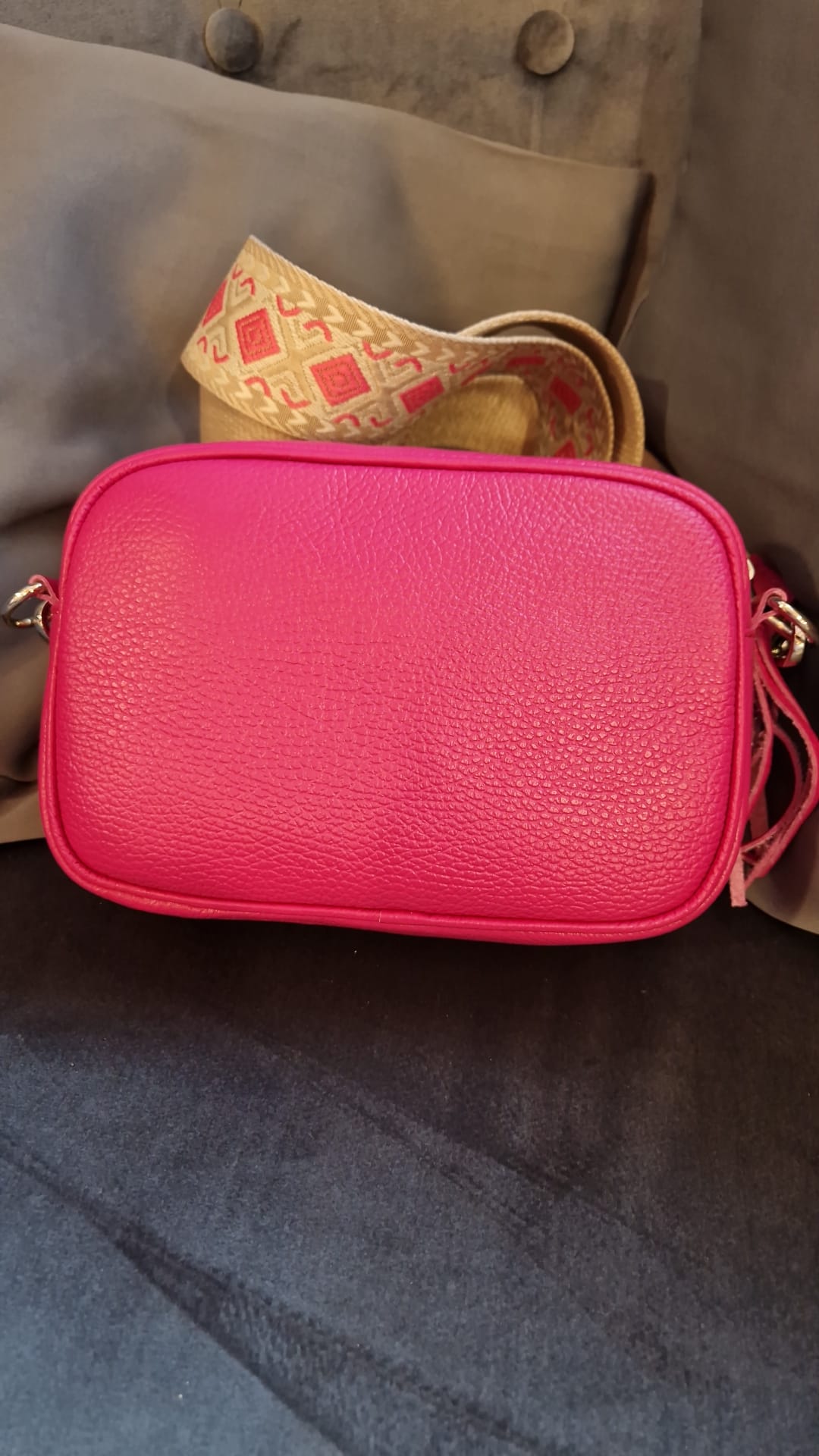 LEDERTASCHE MIT GURT PINK MZ#00184 - Mode-Zauber