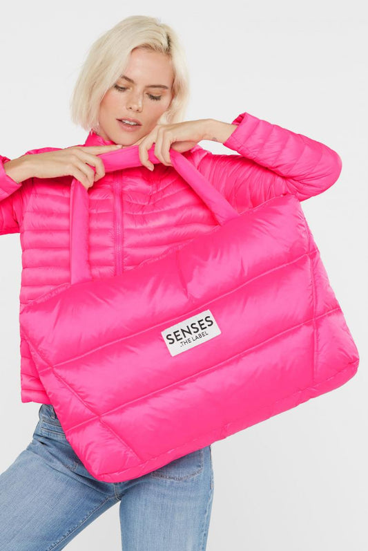 PUFFER WEEKENDER BAG AMO:RA VON SENSES IN VIVID PINK MZ#00888 Mode-Zauber