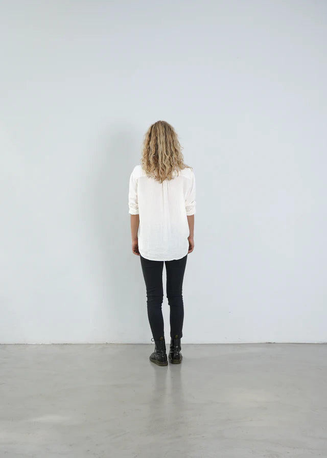 BLUSE EDEN VON OUTRYGHT IN CHALK MZ#00712 Mode-Zauber