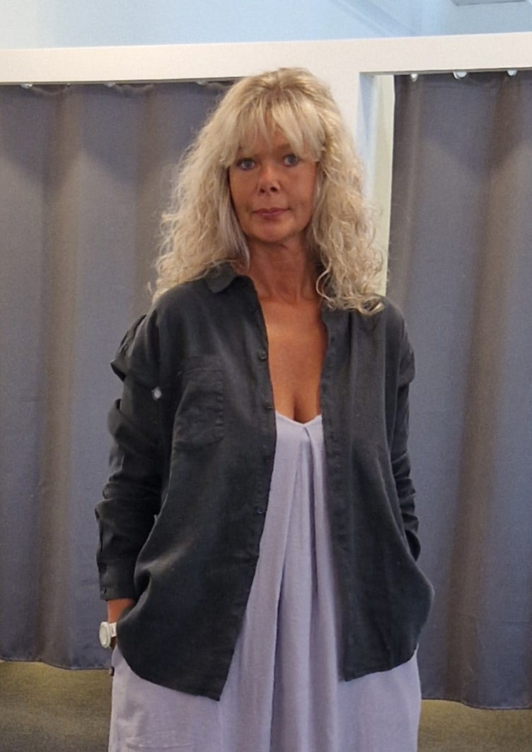 BLUSE EDEN VON OUTRYGHT IN CHARCOL MZ#00713 Mode-Zauber