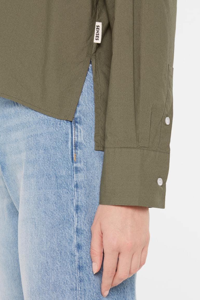 BLUSE BER:RY AUS POPELINE IM BOXY FIT VON SENSES IN KHAKI MZ#00884 Mode-Zauber