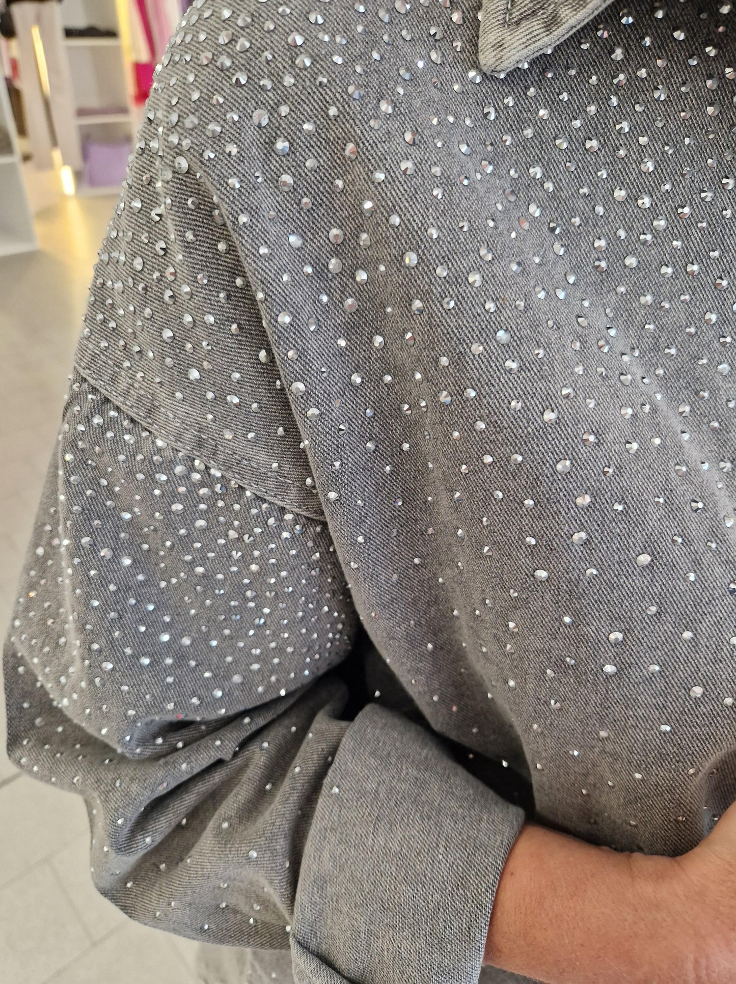 JEANS HEMD MIT GLITZER VON WEIL.CO IN GRAU MZ#00805 Mode-Zauber