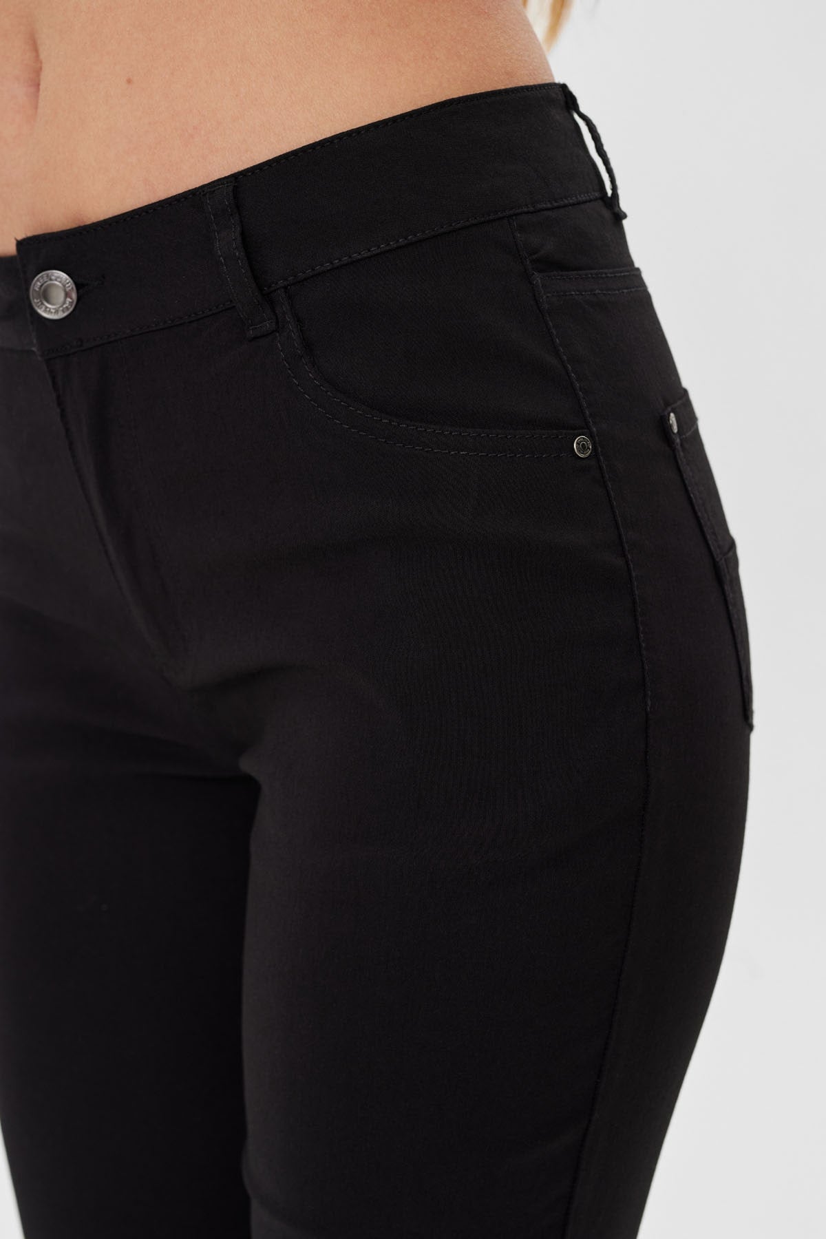 HOSE FQADINA-PA-GERADE-POWER VON FREE/QUENT IN SCHWARZ MZ#00759 Mode-Zauber