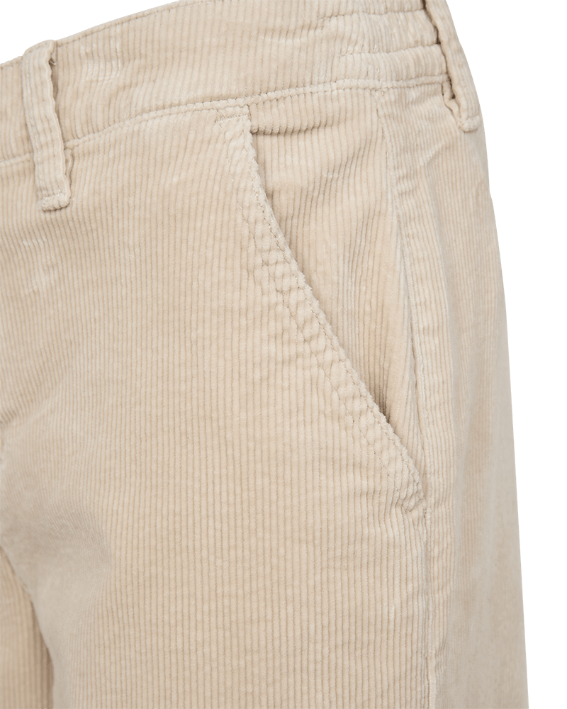 HOSE FQCORDY VON FREE/QUENT IN BLACK AND WEISS MZ#00920 Mode-Zauber