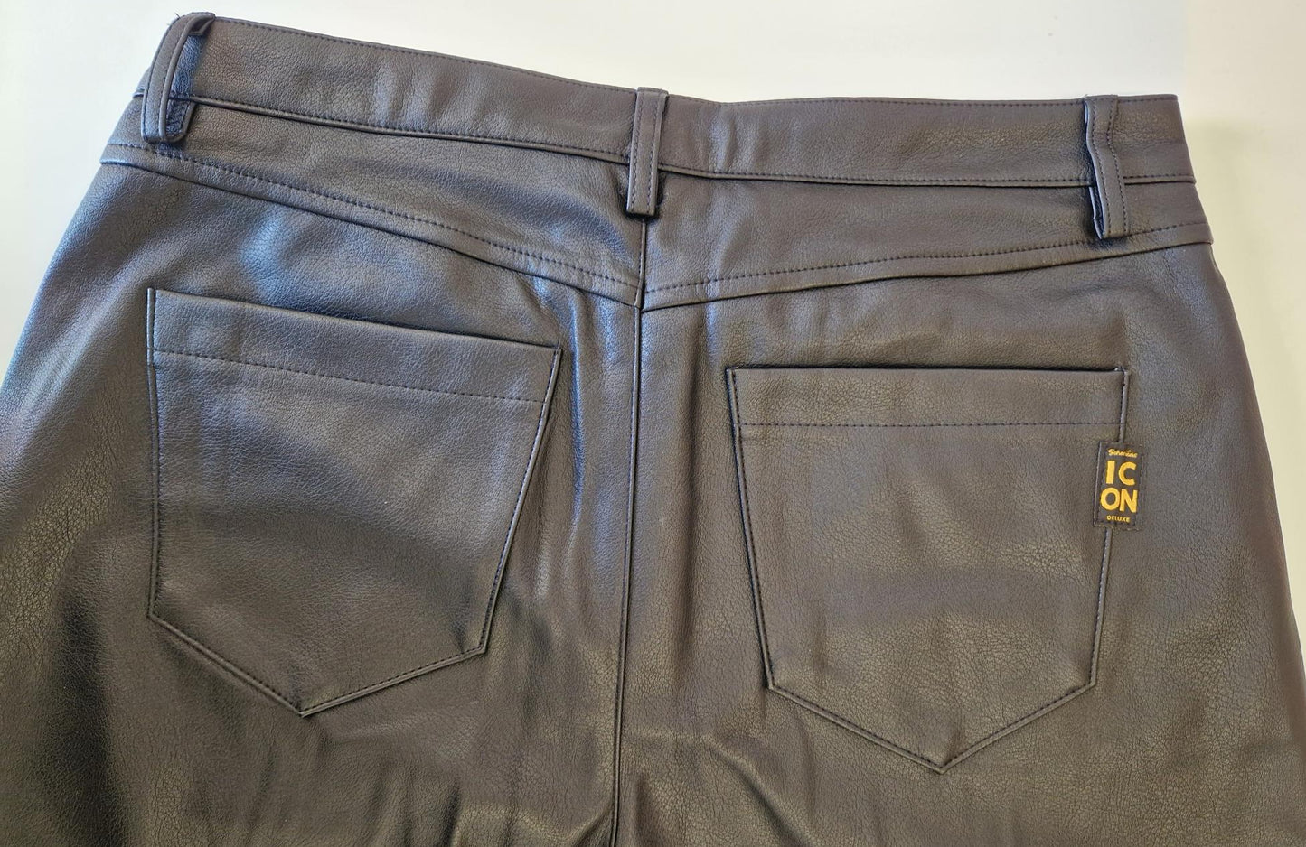 HOSE LONG BEACH VON SENORITAS ICON IN BLACK LEATHER MZ#00930 Mode-Zauber