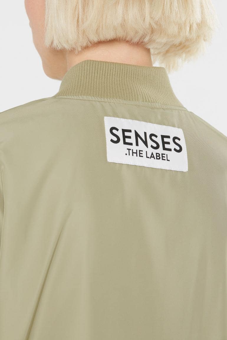 LANGE JACKE O:HIO IM BLOUSON-STIL VON SENSES IN LIGHT SAGE MZ#00878 Mode-Zauber