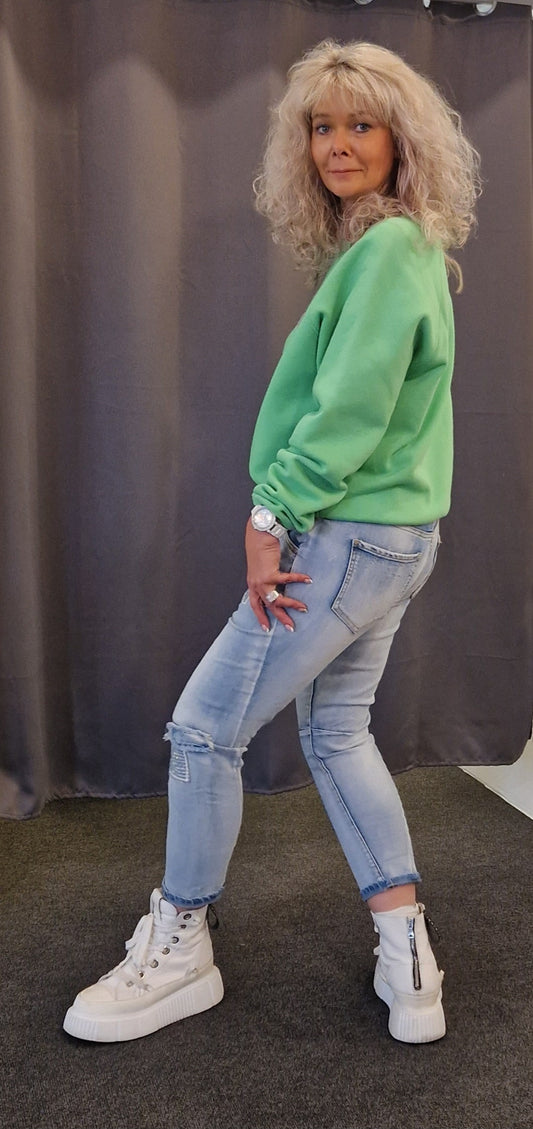 JEANS VON SEXY WOMEN IN HELLBLAU MZ#00761 Mode-Zauber