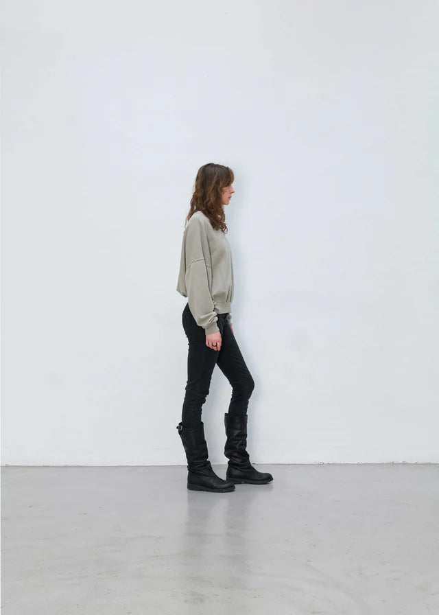 PULLOVER FÜR DAMEN NOAM CREW SMILEY VON OUTRYGHT IN VINTAGE KHAKI MZ#00629 mode-zauber