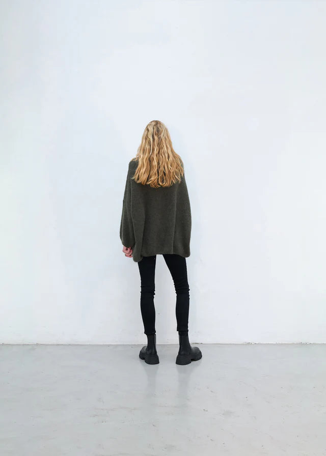 STRICKPULLOVER MIT WEITEM ROLLI VON OUTRYGHT MZ#00892 Mode-Zauber