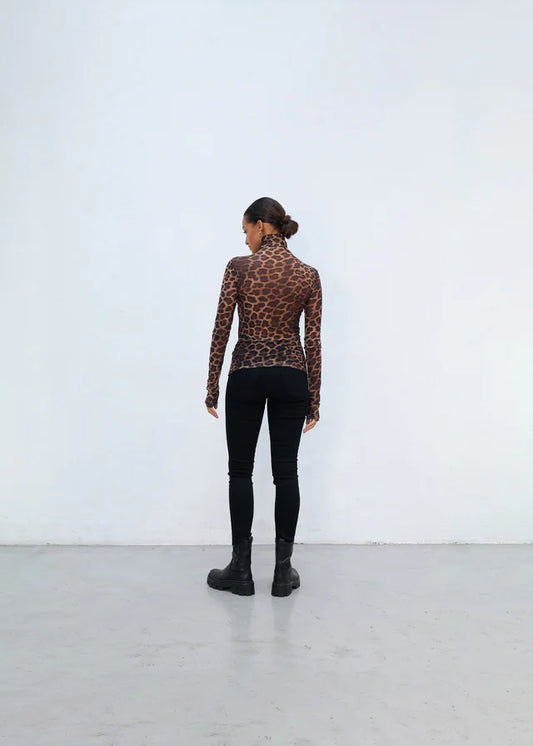 PULLOVER ADA VON OUTRYGHT IN LEO MZ#00919 Mode-Zauber