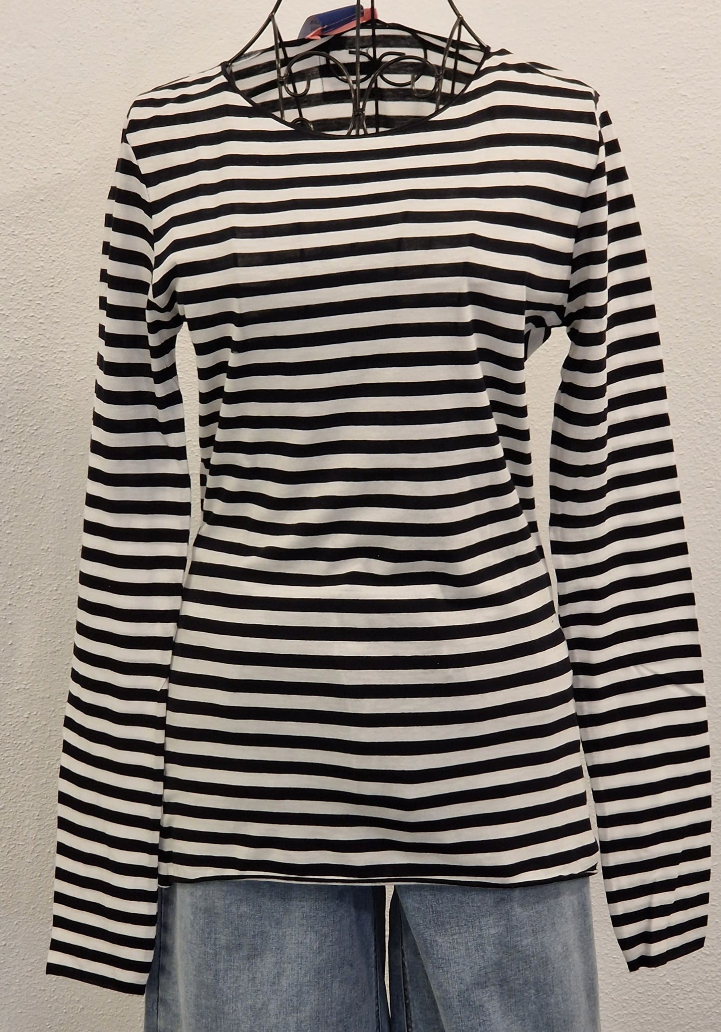 SHIRT MIT RUNDHALS MIT RINGEL VON THESHIRT PROJECT IN CREAM WHITE MZ#00694