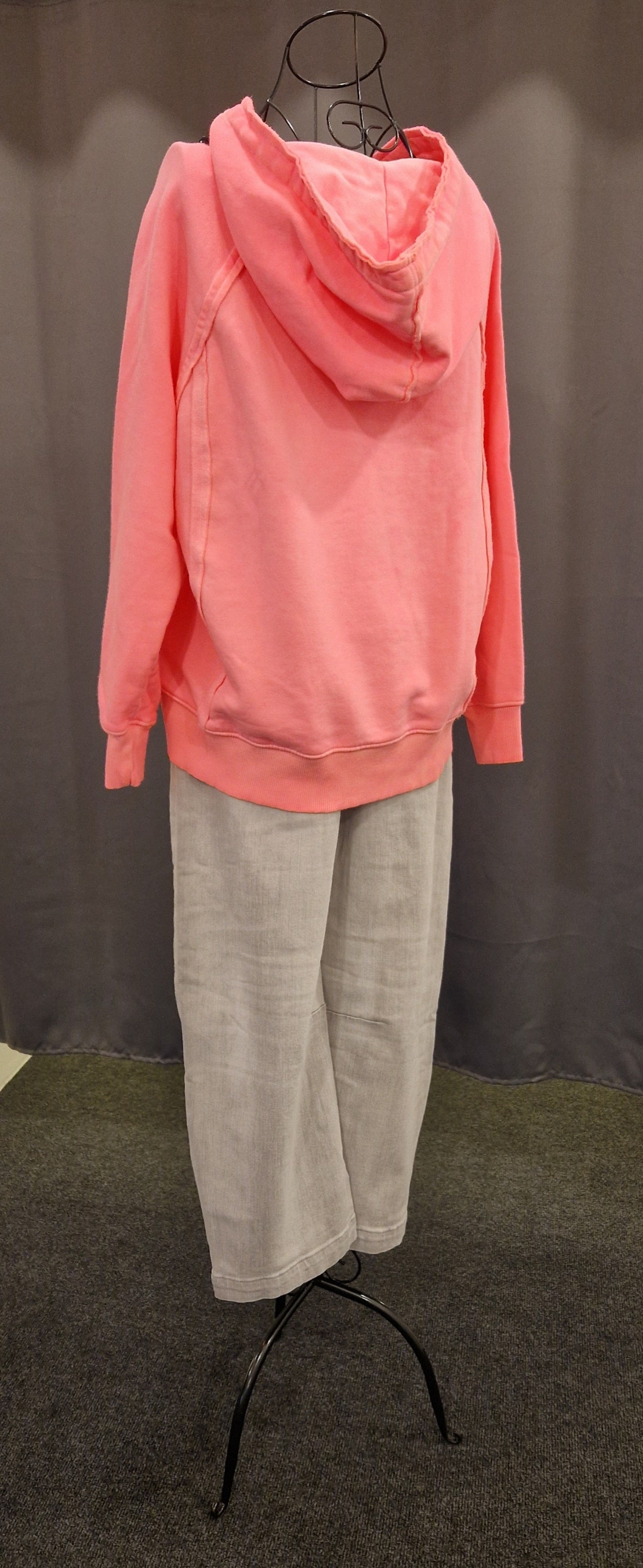 OVERSIZE HOODIE VON THESHIRT PROJEKT IN NEONPINK MZ#00736 Mode-Zauber
