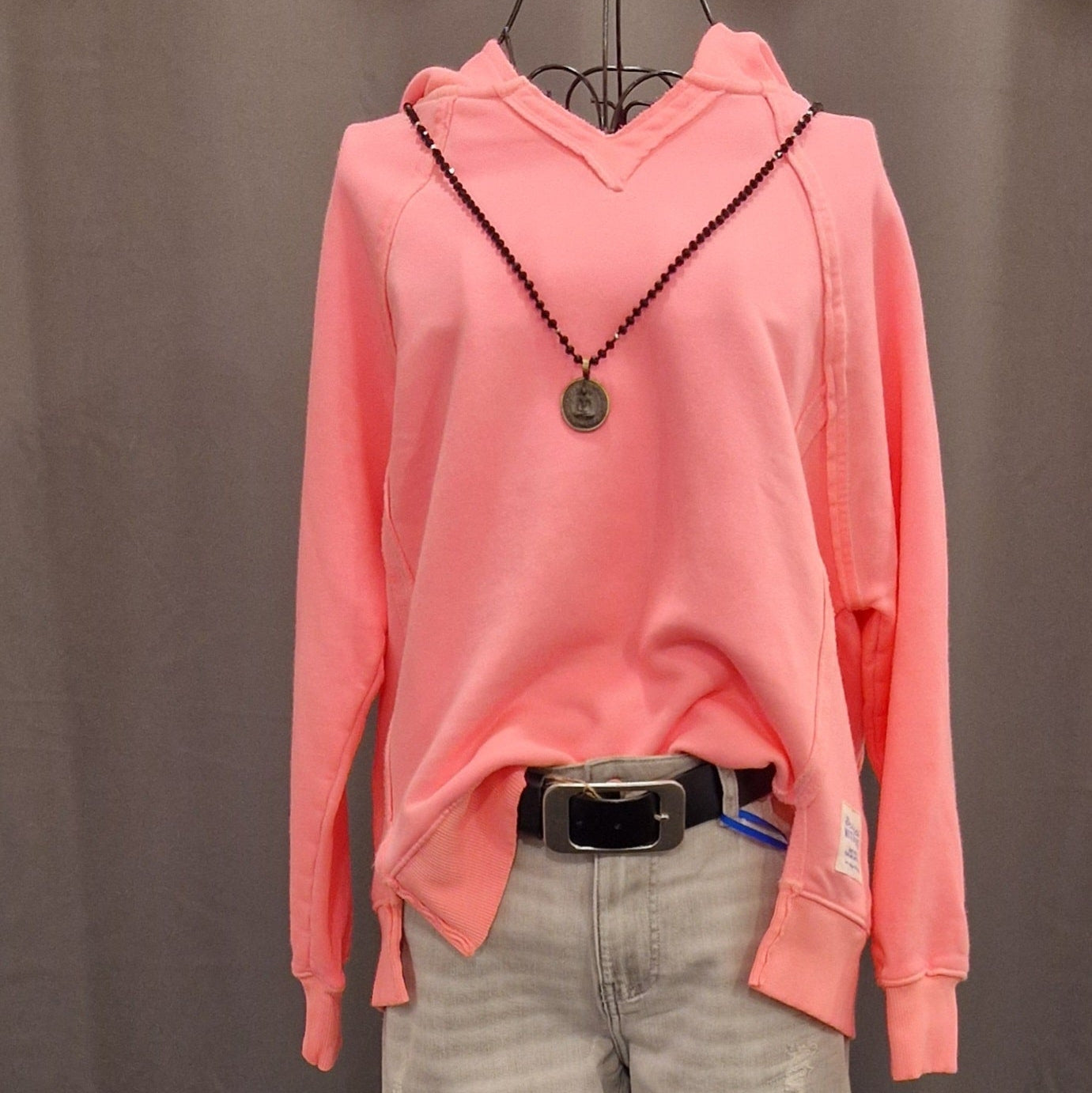 OVERSIZE HOODIE VON THESHIRT PROJEKT IN NEONPINK MZ#00736 Mode-Zauber
