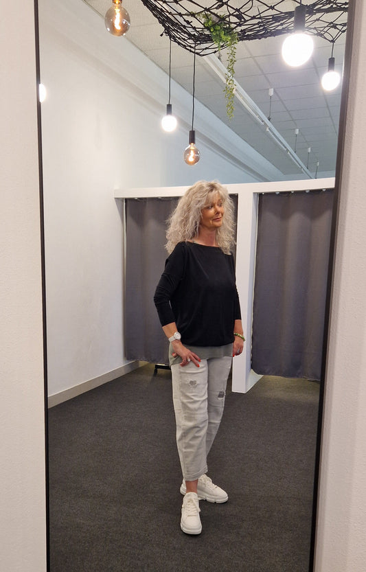 T-SHIRT INO VON OUTRYGHT IN SCHWARZ MZ#00774 Mode-Zauber