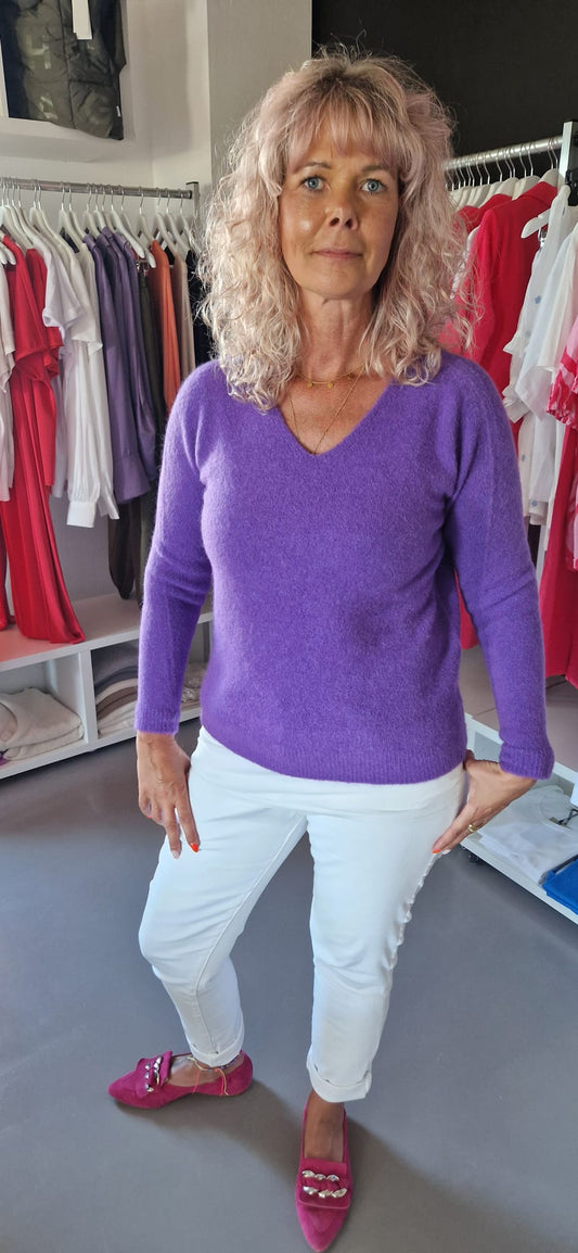 PULLOVER FUER DAMEN FAVOLA MIT V-AUSSCHNITT DEEP PURPLE MZ#00597 Mode-Zauber