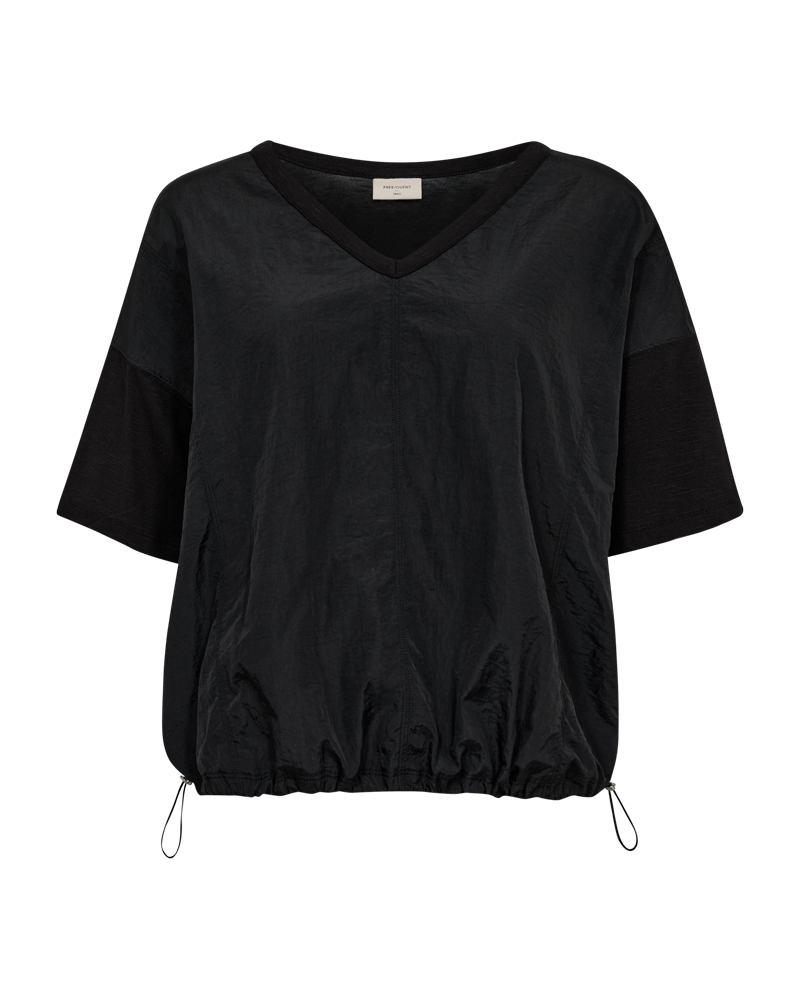 T-SHIRT FQIVORA VON FREE/OUENT IN SCHWARZ MZ#00676