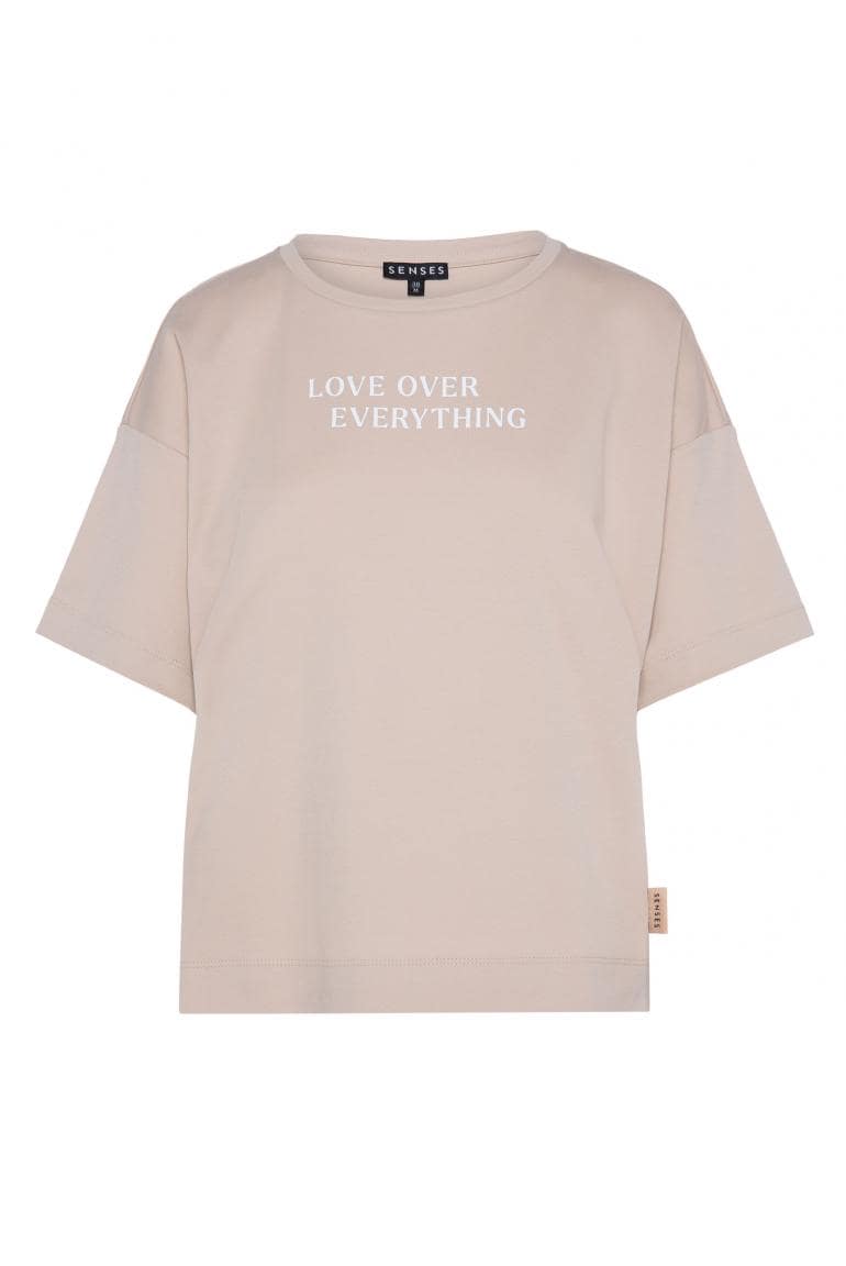 T-SHIRT-BOXY OVERSIZEND MIT PRINT VON SENSES IN BLEACHED SAND MZ#00847 Mode-Zauber