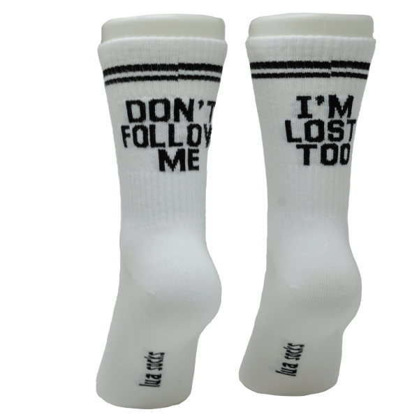 SPORTSOCKEN VON LUA MIT FARBIGEN SCHRIFTZUG IN VERSCHIEDEN FARBEN MZ#00645 Mode-Zauber