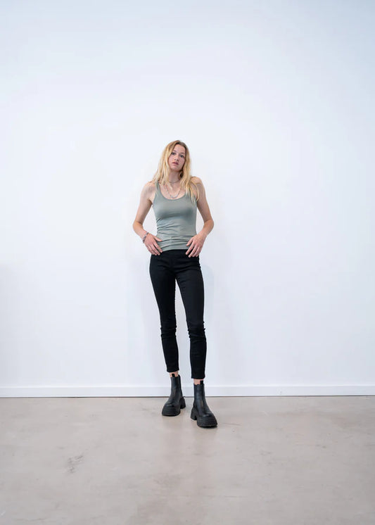 T-SHIRT GIN VON OUTRYGHT IN PURPLE TONIC MZ#00725 Mode-Zauber