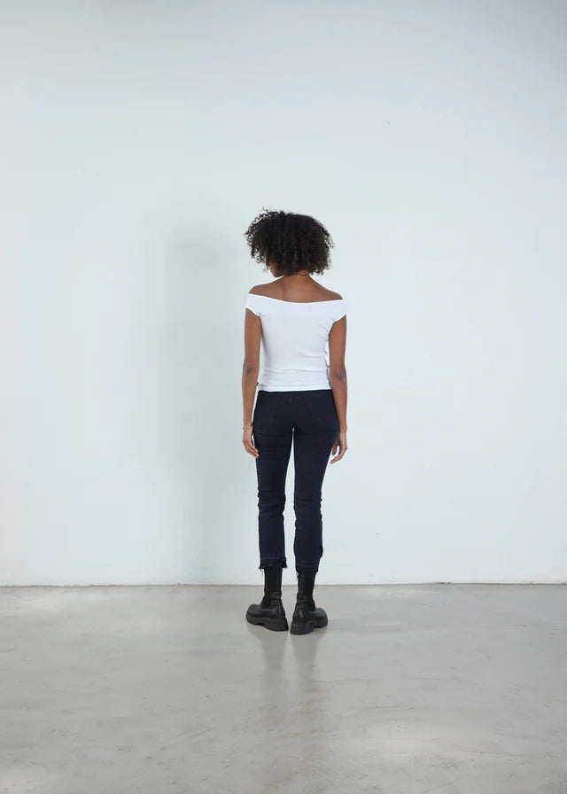 TOP VON OUTRYGHT IN SCHWARZ MZ#00771 Mode-Zauber