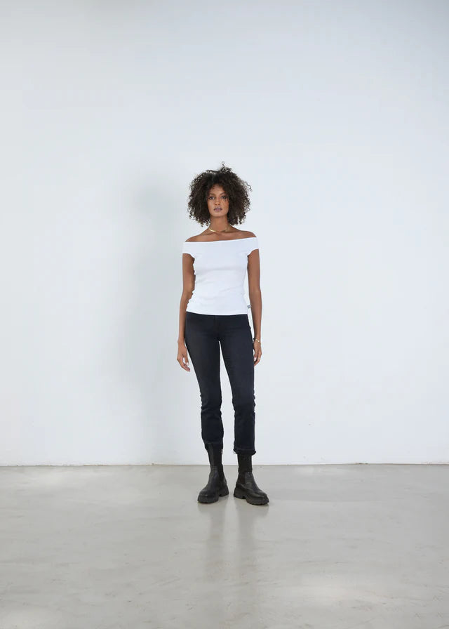 TOP SAM VON OUTRYGHT IN WEISS MZ#00772 Mode-Zauber