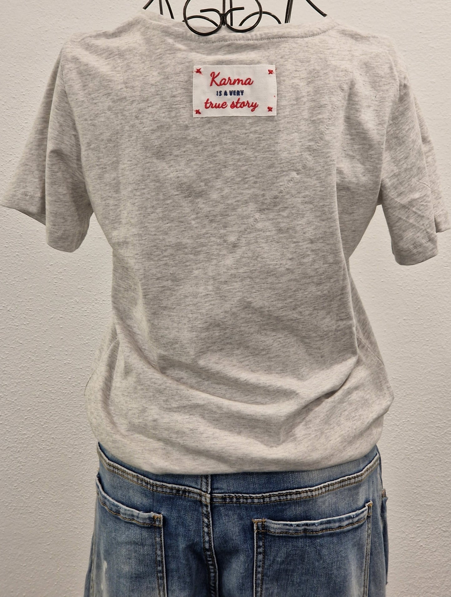V-NECK VON THESHIRT PROJECT IN LIGHT GREY MZ#00692