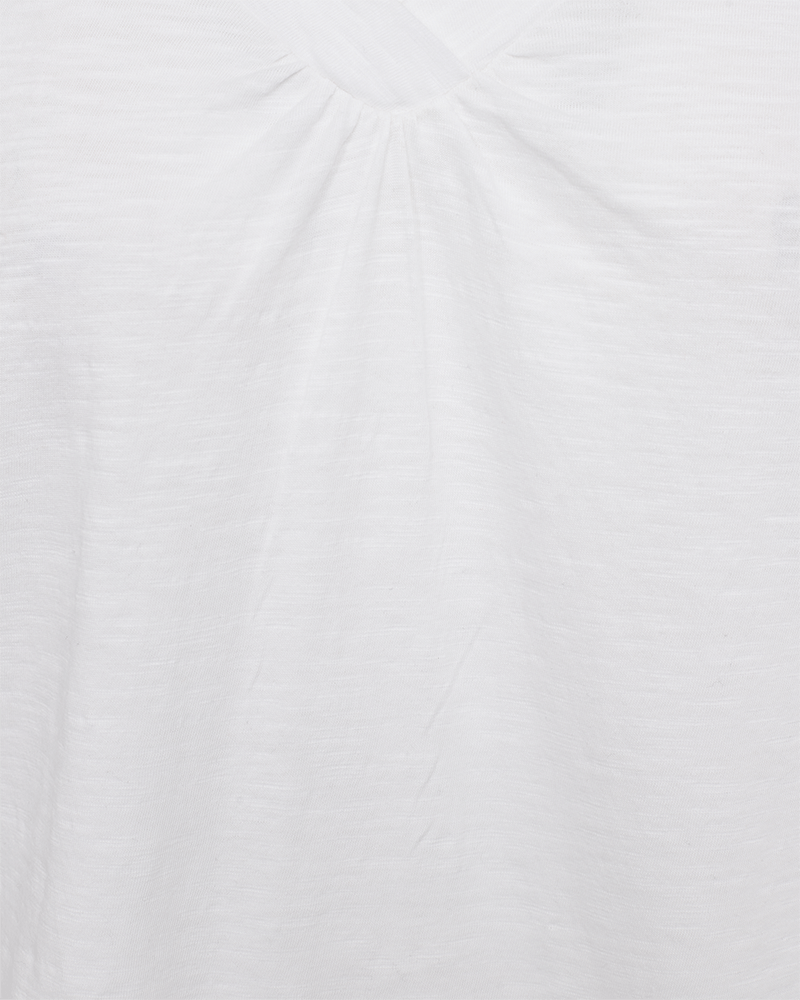 t-shirt; t-shirts