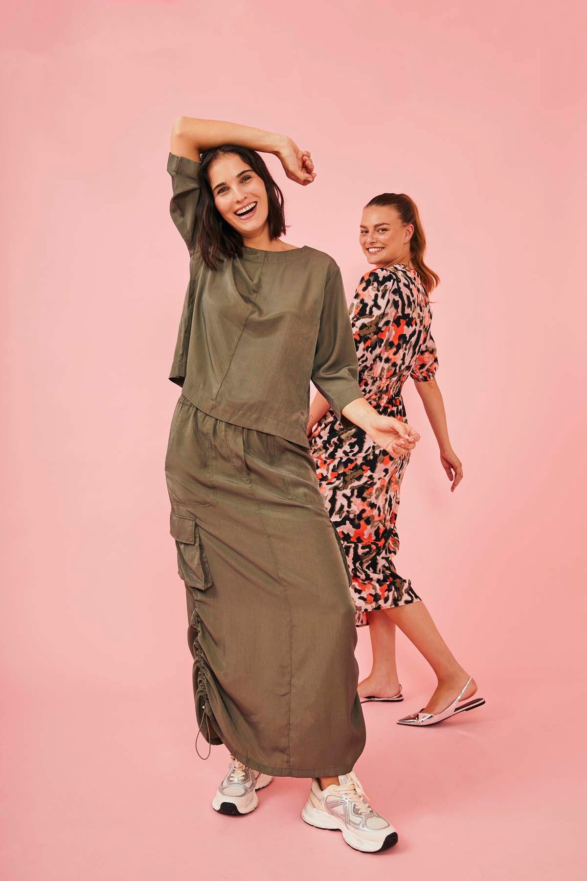 BLUSE FQWEDNESDAY OLIVE MZ#00364 - Mode-Zauber