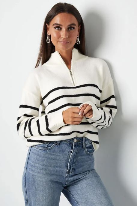 GESTRICKTER PULLOVER MIT STREIFEN UND REIßVERSCHLUSS SCHWARZ WEIß MZ#00070