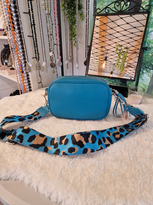 LEDERTASCHE VERSCIEDENE FARBEN KLEIN MZ#00422 - Mode-Zauber