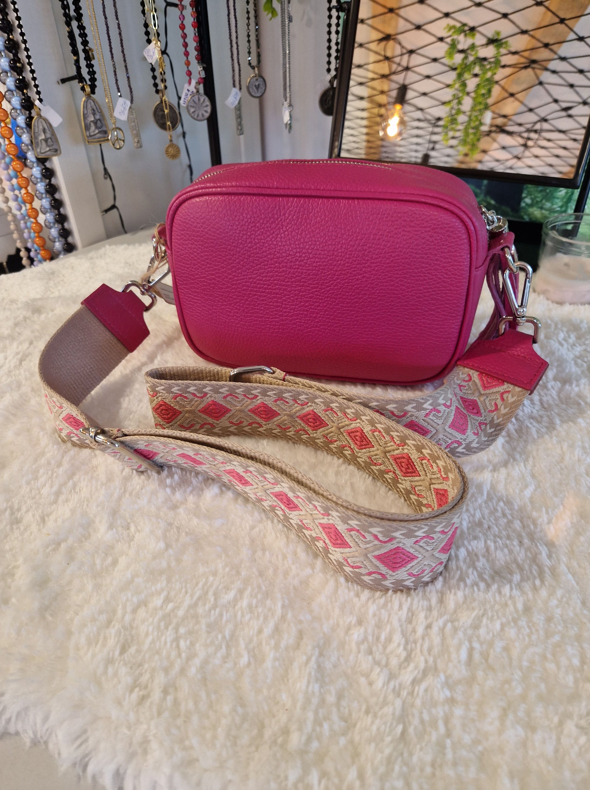 LEDERTASCHE VERSCIEDENE FARBEN KLEIN MZ#00422 - Mode-Zauber