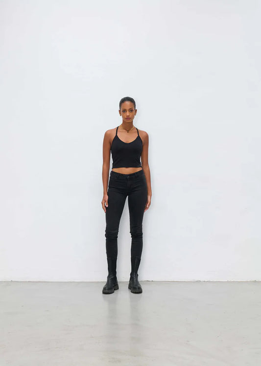 TOP SAGA FÜR DAMEN VON OUTRYGHT IN SCHWARZ MZ#00622