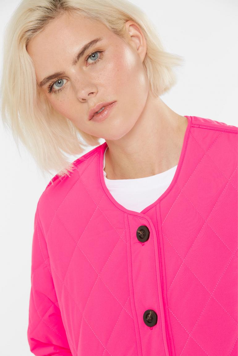 LEICHTE STEPPJACKE MIT KNOPFLEISTE OLI:VIE VON SENSES IN NEON PINK MZ#00877 Mode-Zauber