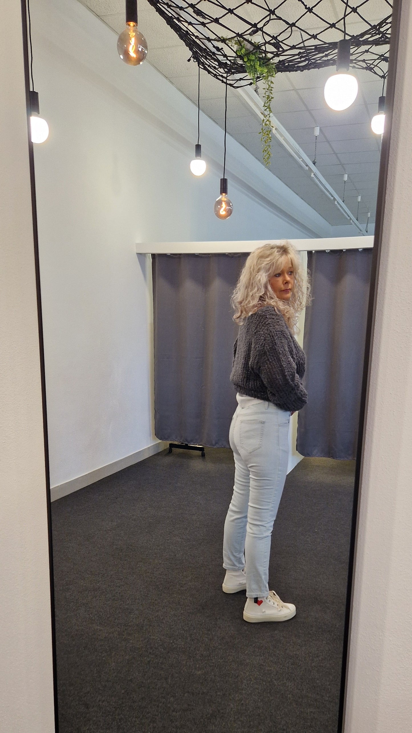 JEANS VON PLACE DU JOUR IN HELLBLAU MZ#00804 Mode-Zauber