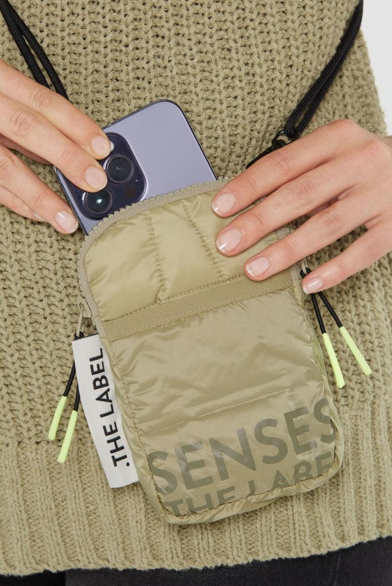 SMARTPOHNE PUFFER BAG A:NE MIT KORDEL VON SENSES VERSCHIEDENE FARBEN MZ#00850 Mode-Zauber
