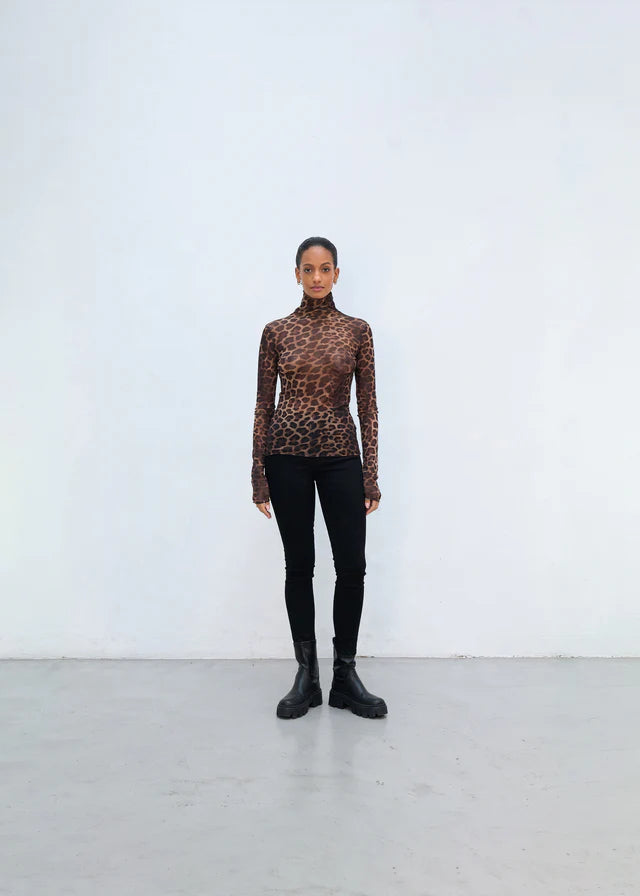 PULLOVER ADA VON OUTRYGHT IN LEO MZ#00919 Mode-Zauber