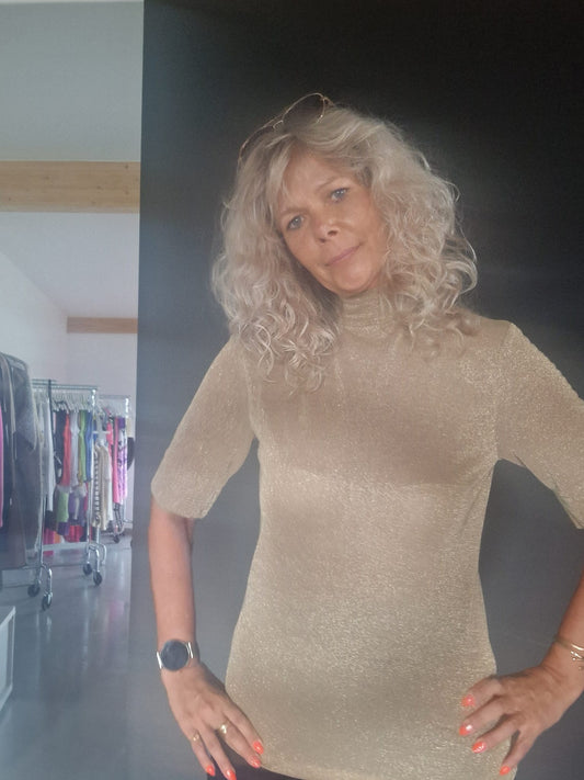 ROLLKRAGENPULLOVER FUER DAMEN BETTYS VON DUE AMANTI BEIGE GOLD MZ#00605 Mode-Zauber