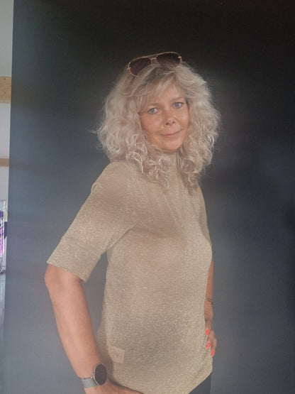 ROLLKRAGENPULLOVER FUER DAMEN BETTYS VON DUE AMANTI BEIGE GOLD MZ#00605 Mode-Zauber