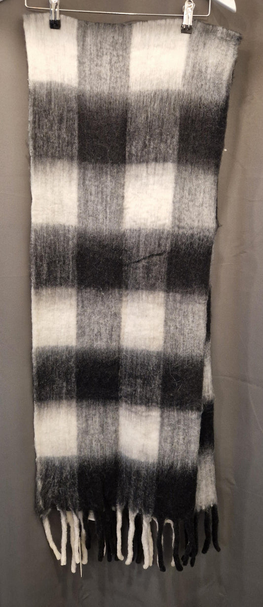 BREITER SCHAL MIT KARO MUSTER VON SENSES IN VERSCHIEDEN FARBEN MZ#00989 Mode-Zauber