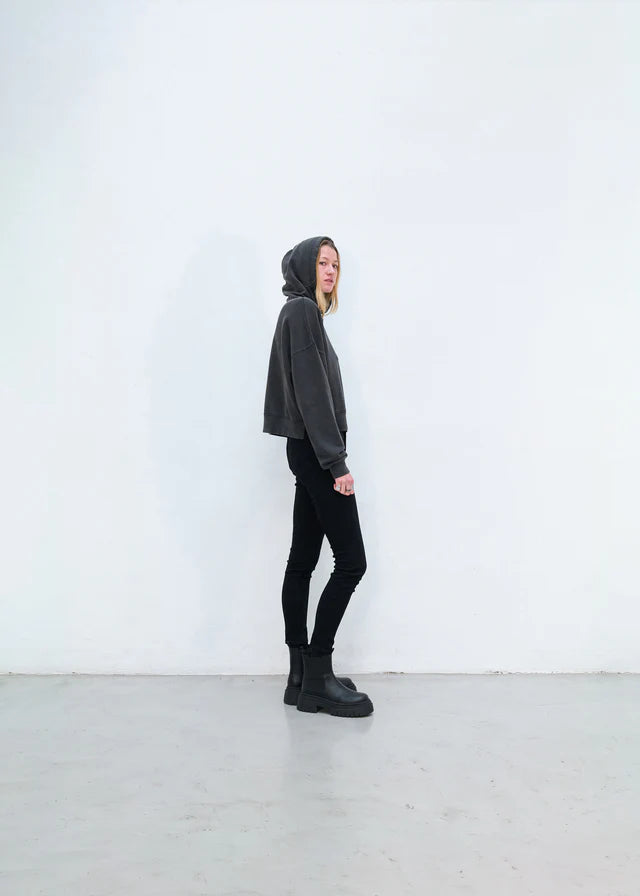 SWEATER FLO B. VON OUTRYGHT IN FADED BLACK MZ#00937 Mode-Zauber