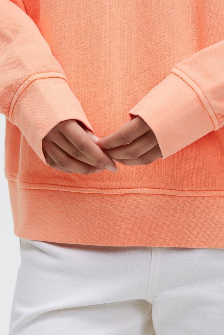 SWEATSHIRT STAR:LIGHT MIT GEWASCHENER OPTIK UND BACKPRINT VON SENSES IN PEACH NECTAR MZ#00951 Mode-Zauber