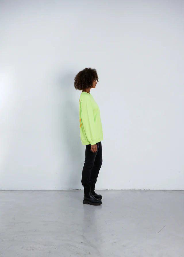 SWEATSHIRT MALOU SMILEY (UNISEX) VON OUTRYGHT IN NEON GRÜN MZ#00665
