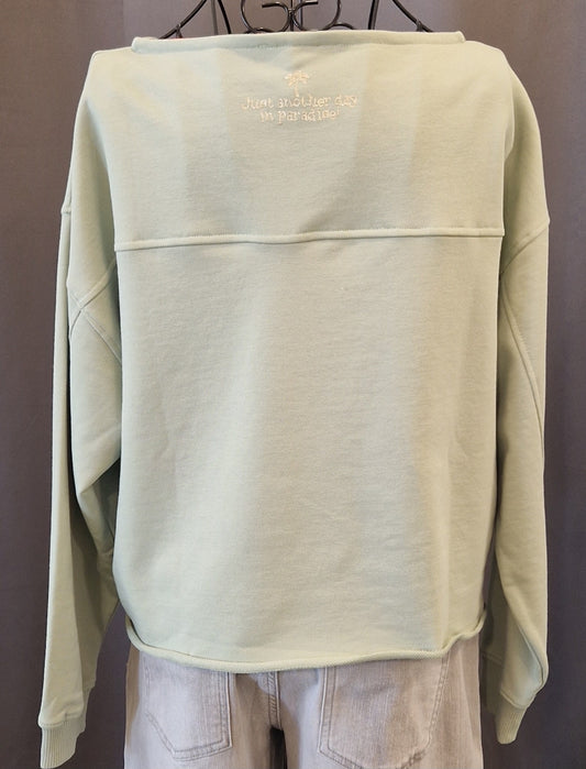 SWEATSHIRT U-BOOTAUSSCHNITT  VON THESHIRT PROJEKT IN MATCHA MZ#00740 Mode-Zauber