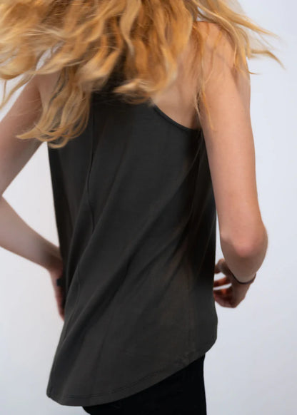 TOP TINA VON OUTRYGHT IN VERSCHIEDEN FARBEN MZ#00701