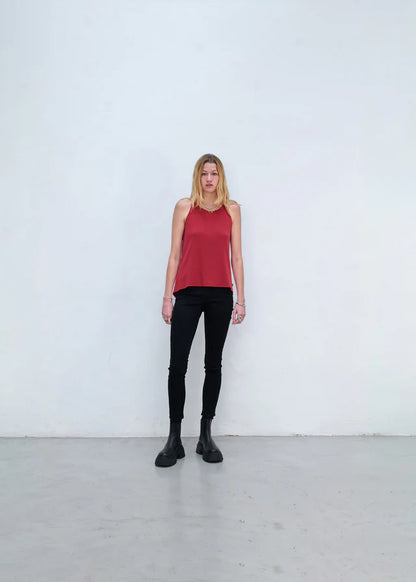 TOP TINA VON OUTRYGHT IN VERSCHIEDEN FARBEN MZ#00701