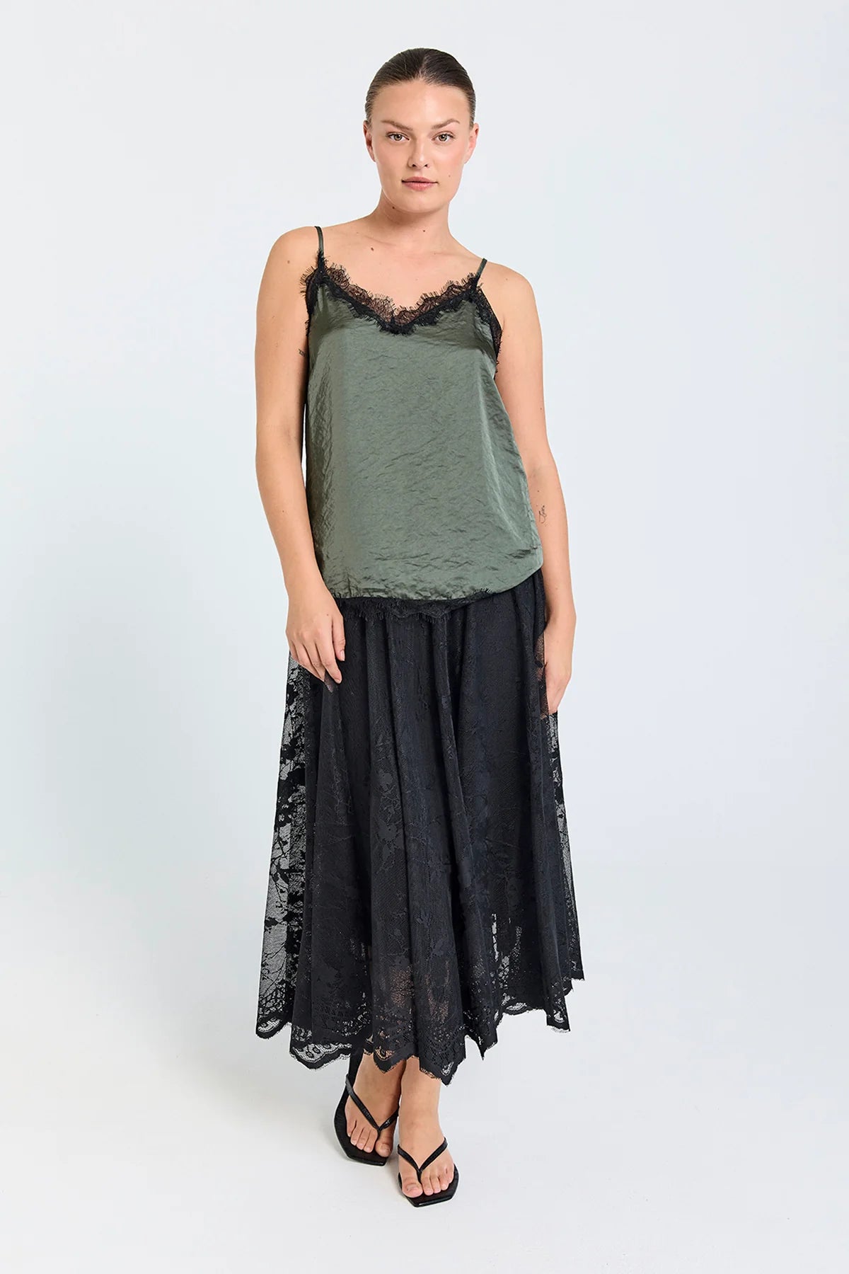 TOP FQDOVE VON FREE/QUENT IN KOMBU GREEN MZ#00979 Mode-Zauber