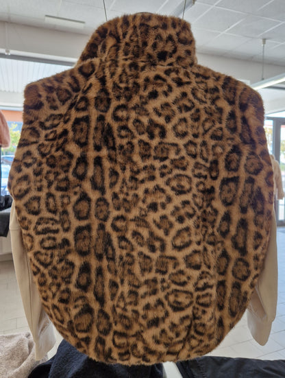 KUNSTFELLWESTE VON MAZE IN LEO MZ#00965 Mode-Zauber